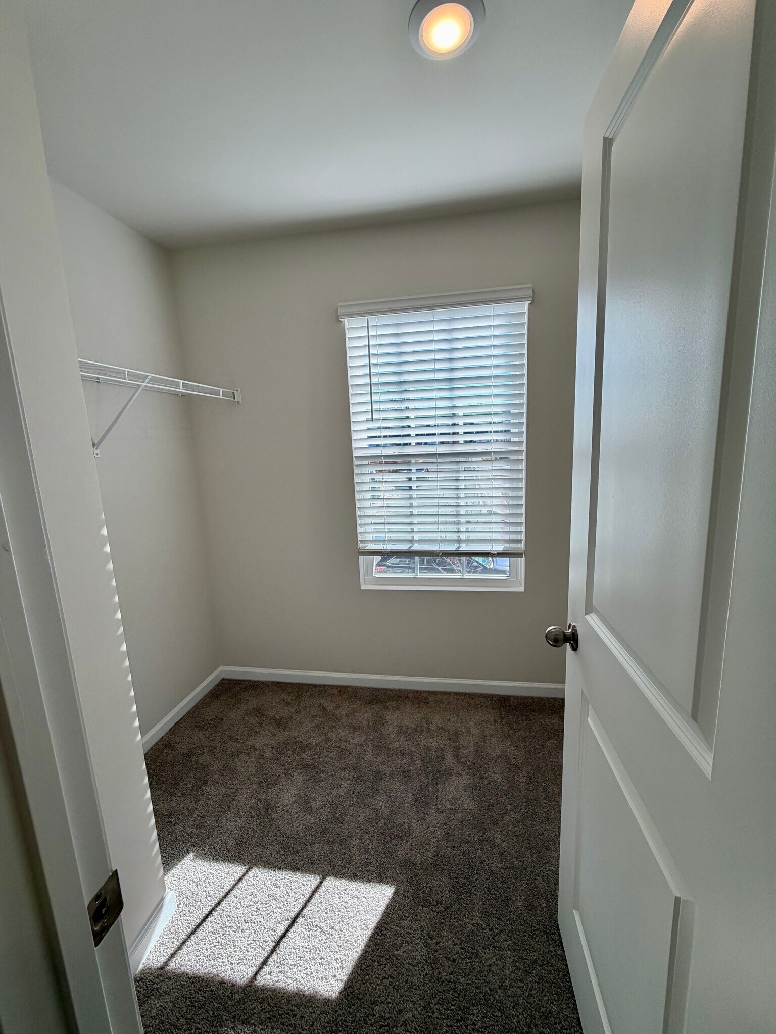 Building Photo - 401 Mopar Ln