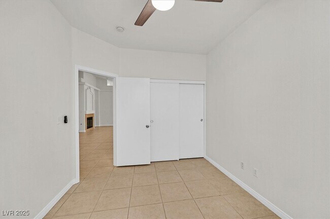 Building Photo - 767 Wigan Pier Dr