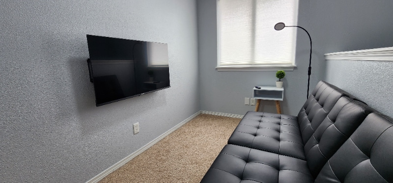 Building Photo - 1122-1122 SW Mayflower