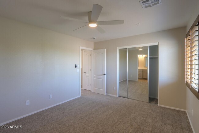 Building Photo - 39147 N Luke Ln