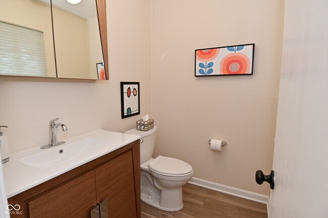 Building Photo - 9477 Aberdare Dr