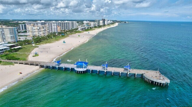 Building Photo - 820 N Ocean Blvd