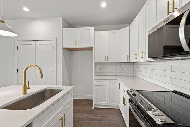 Building Photo - 5618 Obrien Ave
