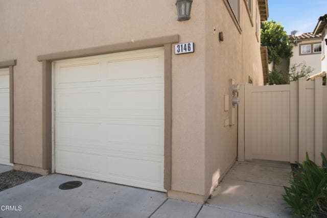 Building Photo - 3146 N Ventura Rd