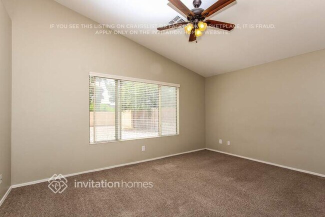 Building Photo - 14761 W Lucas Ln