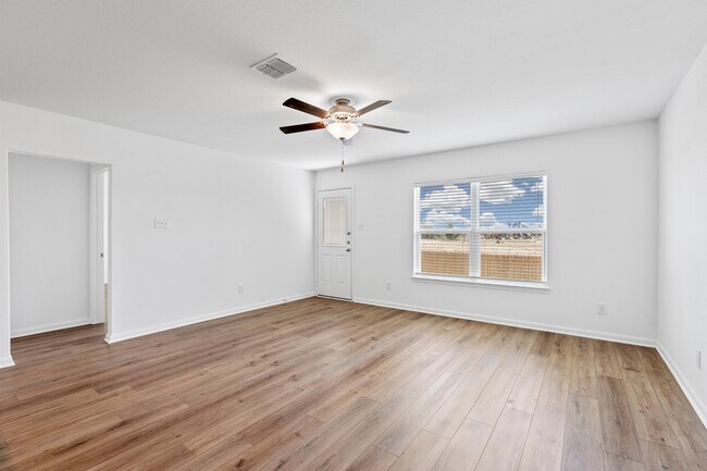 Building Photo - 15254 Bufflehead Crk