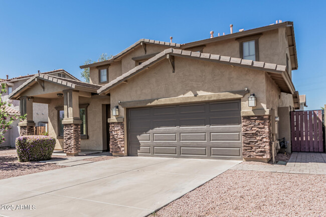 Building Photo - 1242 E Strawberry Dr