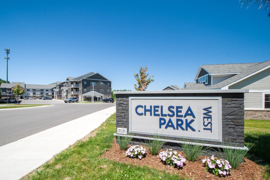 Chelsea Park West 2054 Essex View Dr Traverse City MI 49685