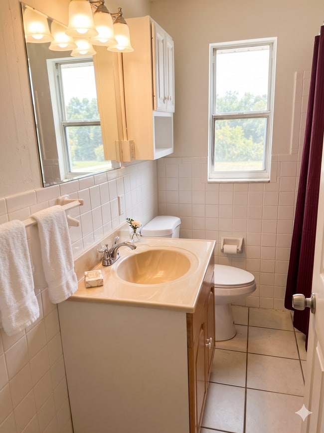 Building Photo - Spacious 3-Bedroom Home in Prime Pinellas Park Location – 1,354 Sq Ft