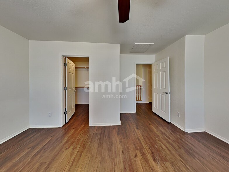 Building Photo - 15139 N 173rd Ln