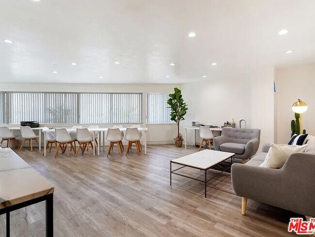 Building Photo - 1440 23rd St