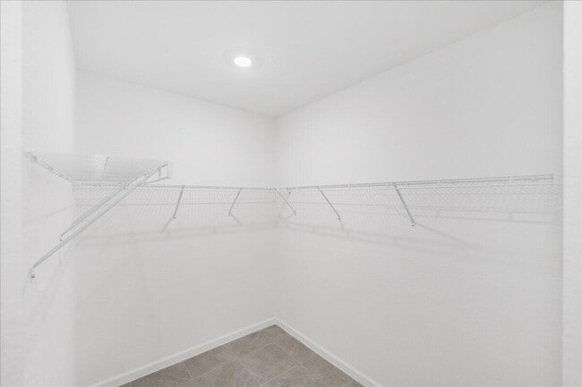 Building Photo - 11177 Fernbrook Dr