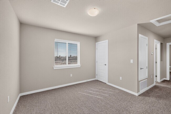 Building Photo - 9930 Isla Pl