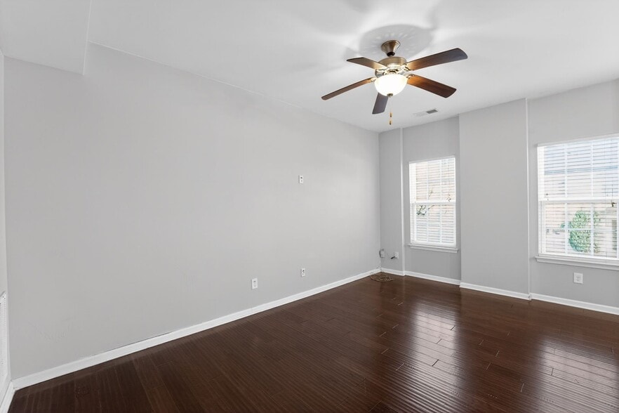 Building Photo - 6402 Terrace View Ct