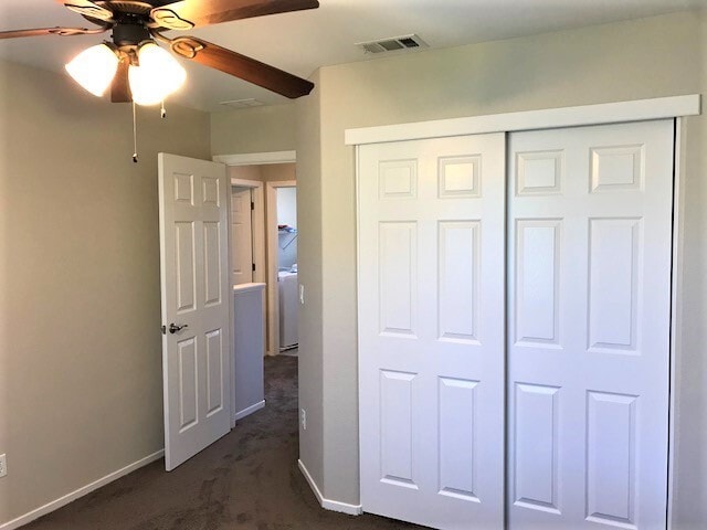 Building Photo - UPDATED 3 BED, 2.5 BATH, 1127 SQ FT