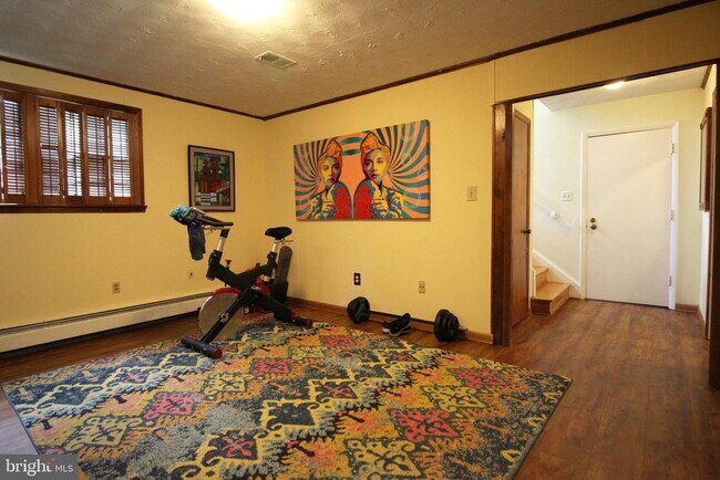 Building Photo - 304 Timber Ln