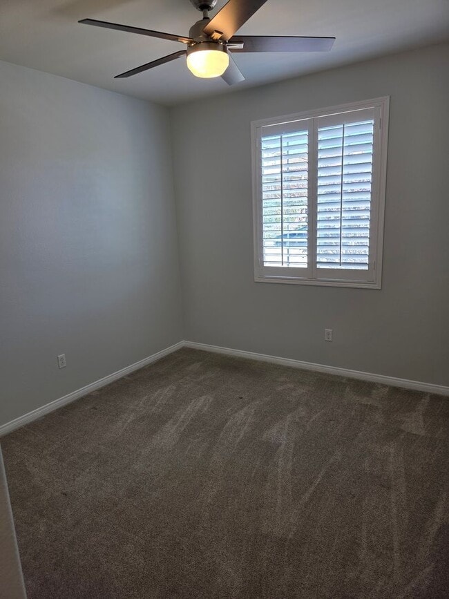 Building Photo - Gorgeous Single Level, 4 Bedroom Pool Home with Solar!