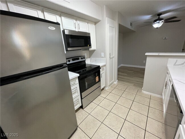 Building Photo - 2300 E Silverado Ranch Blvd