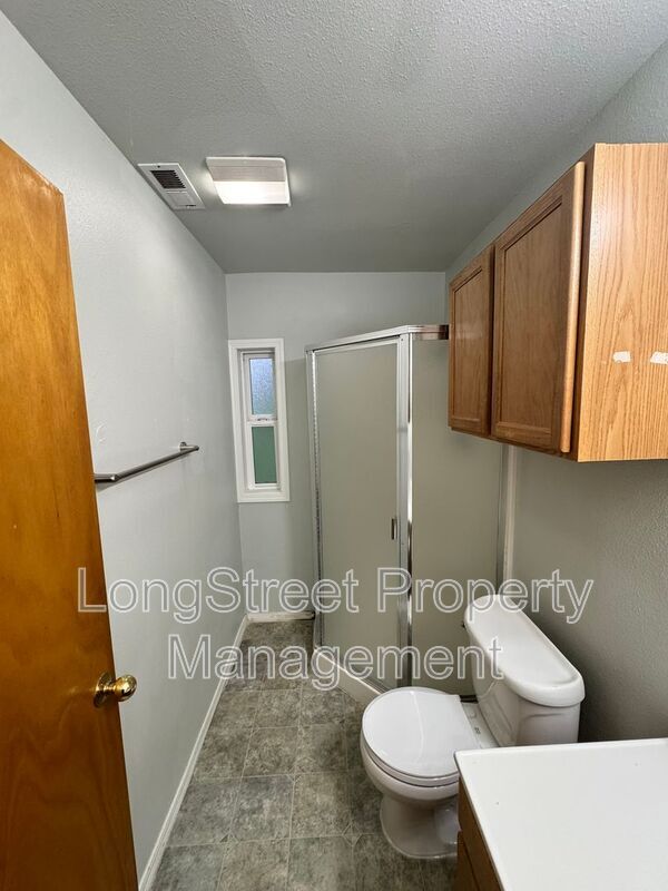 Building Photo - 1012 NW 34th St