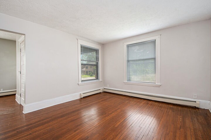 Building Photo - 456 Lafayette Ave SE