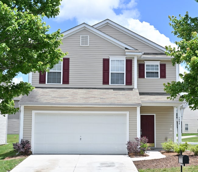 Building Photo - 7404 Loyalist St