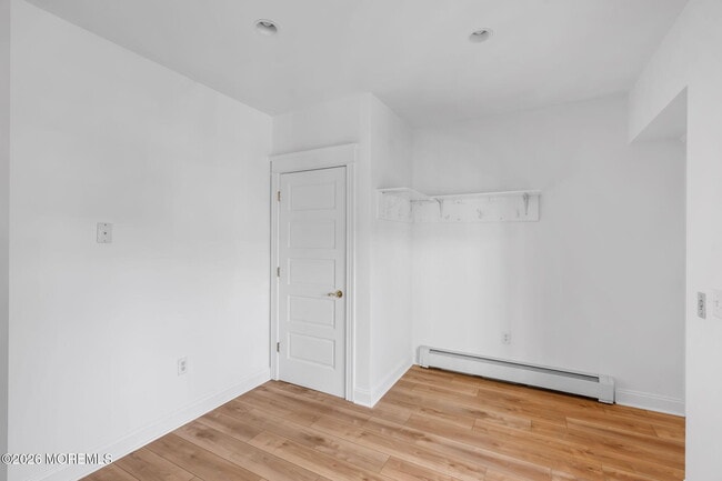 Building Photo - 1115 3rd Ave