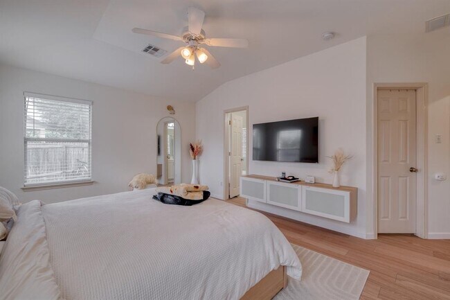 Building Photo - 436 Grey Feather Ct