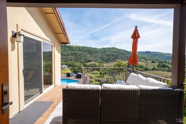 Building Photo - 452 Chestnut Ave