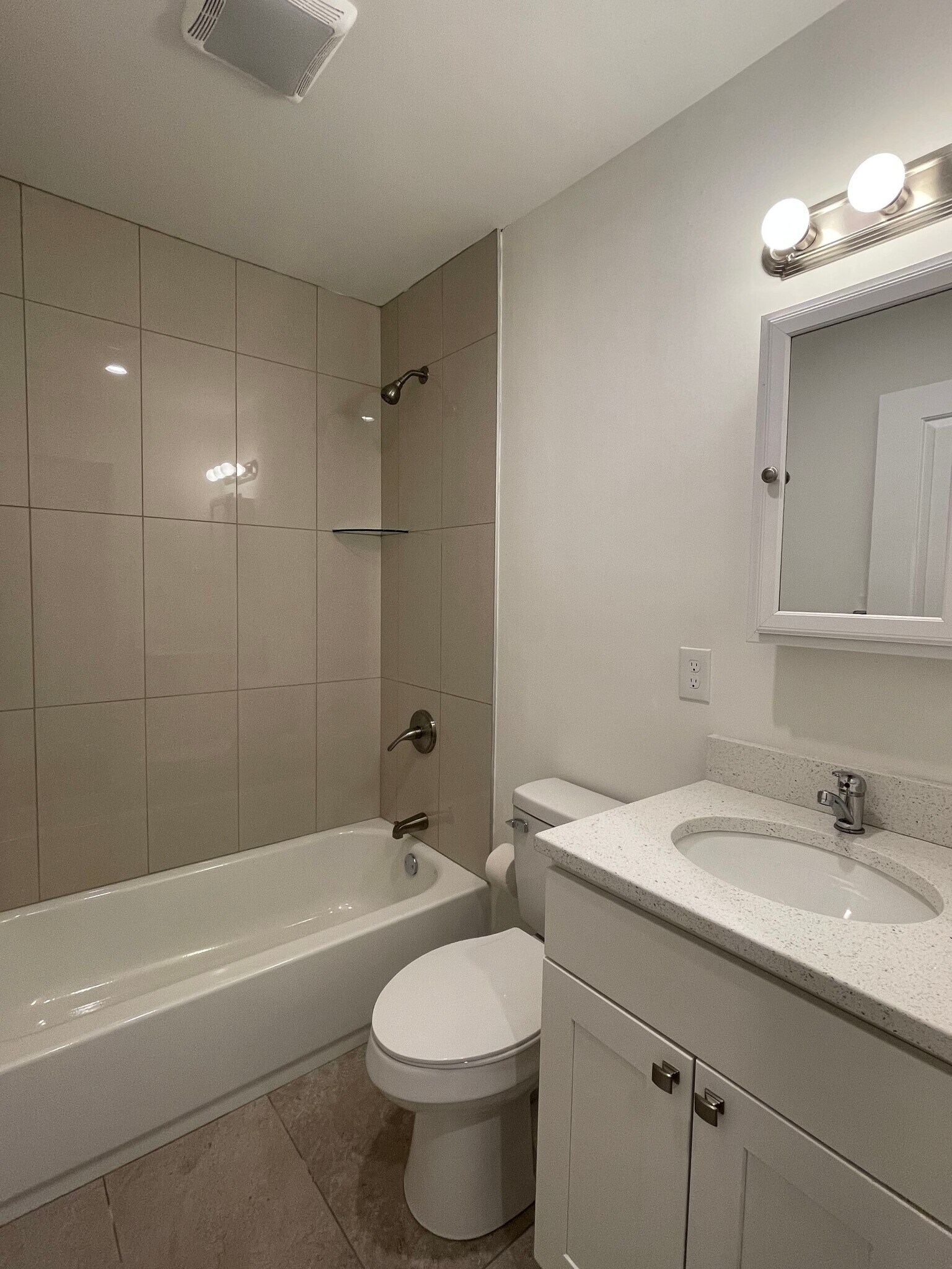 Building Photo - 2366 Orthodox St