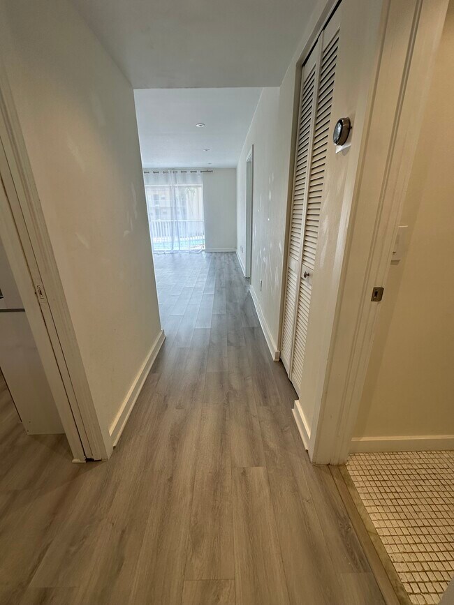 Building Photo - 7505 SW 82nd St