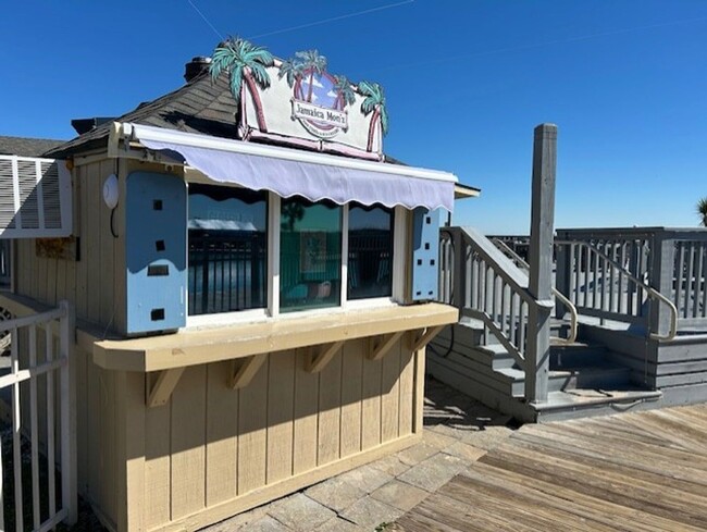 Building Photo - Hilton Head Beach and Tennis