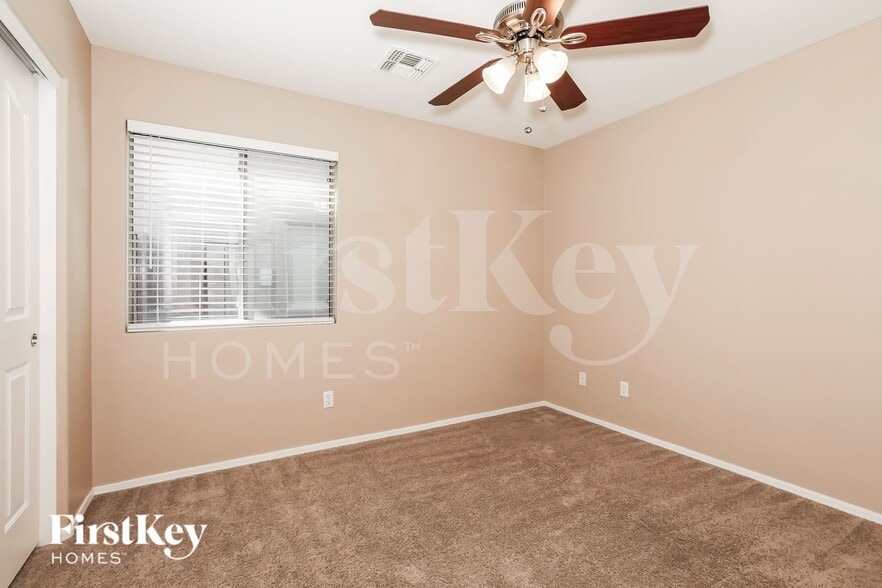 Building Photo - 1671 Maddison Cir