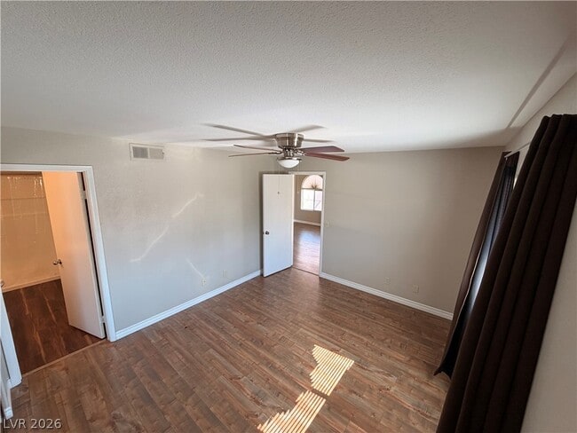 Building Photo - 7570 W Flamingo Rd