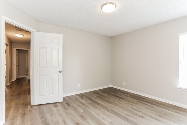 Building Photo - 4358 Jiggermast Ave