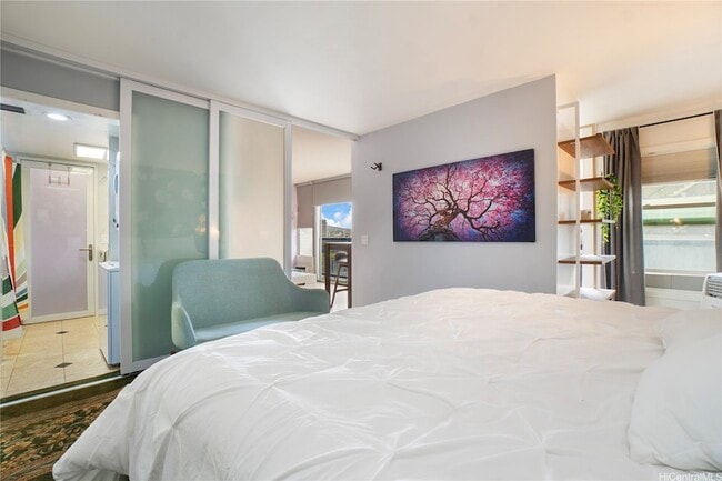 Building Photo - 444 Nahua St