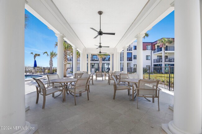 Building Photo - 2313 Costa Verde Blvd