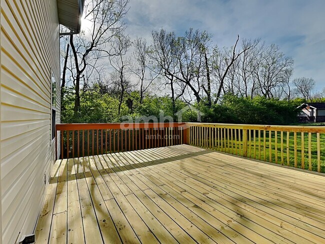 Building Photo - 3075 Foxhound Dr