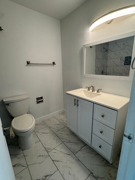 Building Photo - 6531 N 44th Ave