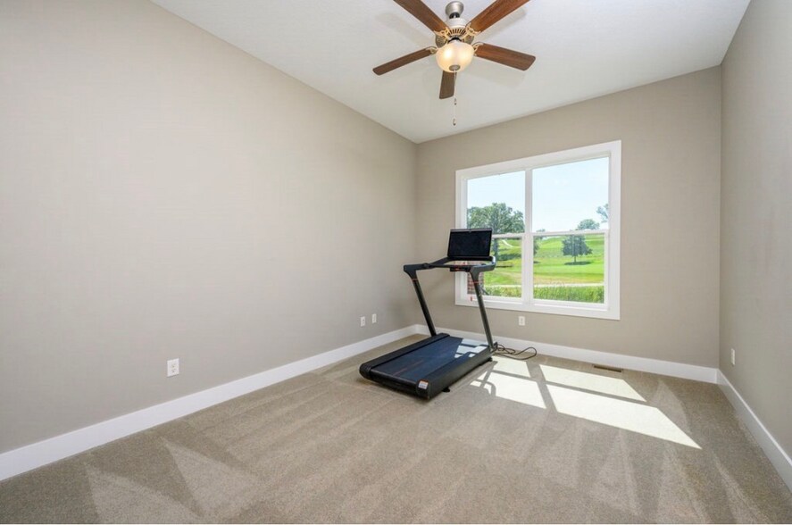 Main floor second bedroom - 1616 Park Ave