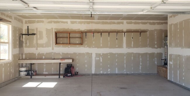 Building Photo - 3 bedroom home in Mason Valley's  Walker R...