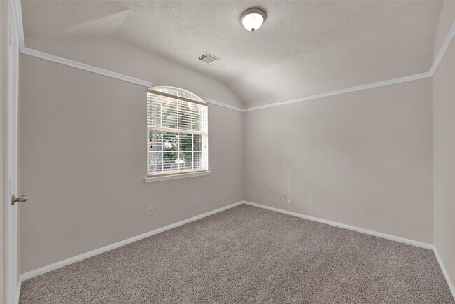 Building Photo - 1443 Meadowhigh Ln