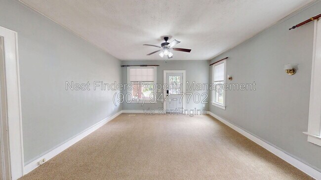 Building Photo - 2739 Herschel St