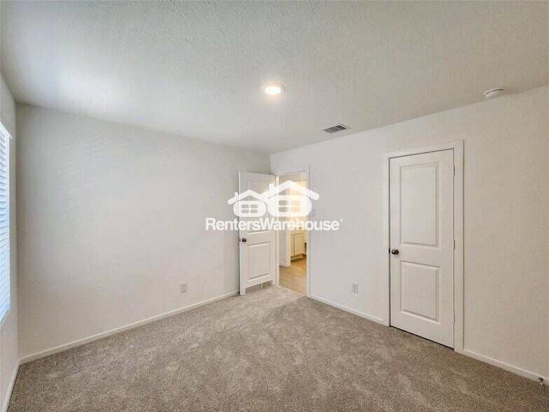 Building Photo - 6014 Standpiper Lp