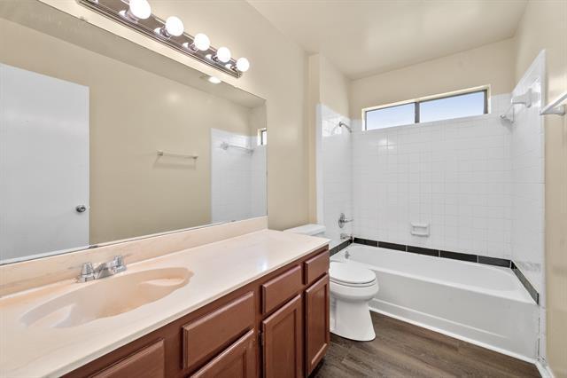 Building Photo - 911 Wellridge Dr