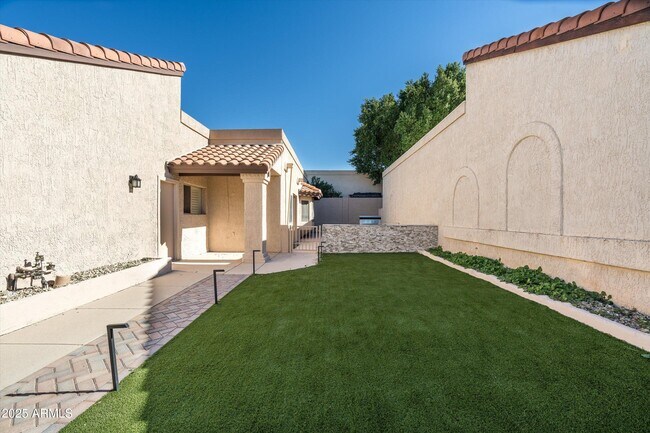 Building Photo - 11079 N 109th Pl