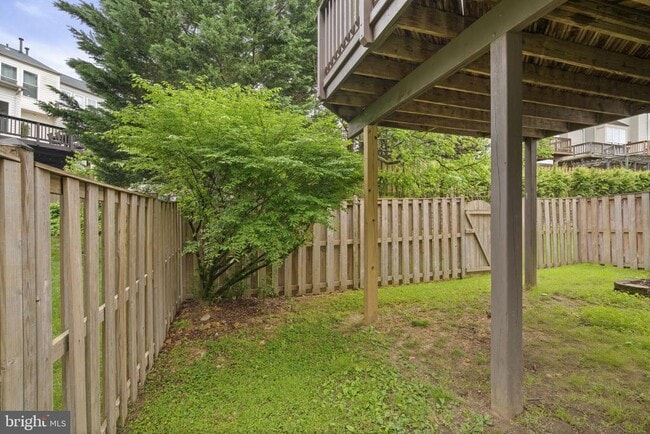Building Photo - 6505 Parish Glebe Ln