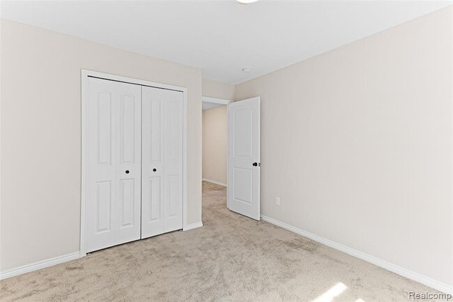Building Photo - 2951 Andlaur Dr