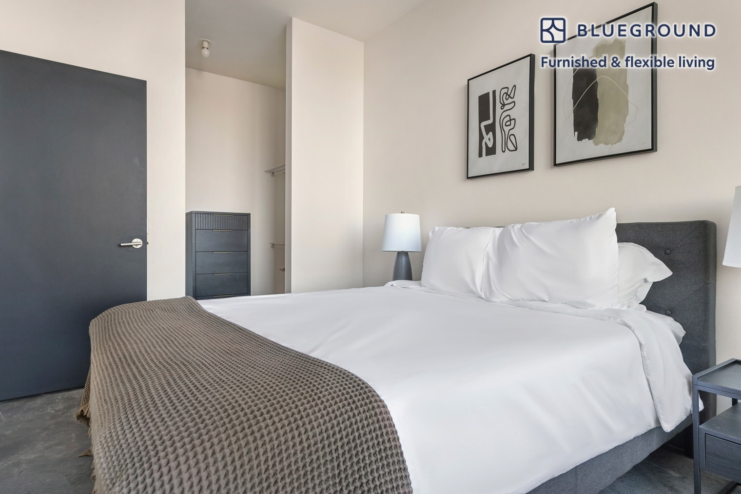 Building Photo - 1647 N Milwaukee Ave