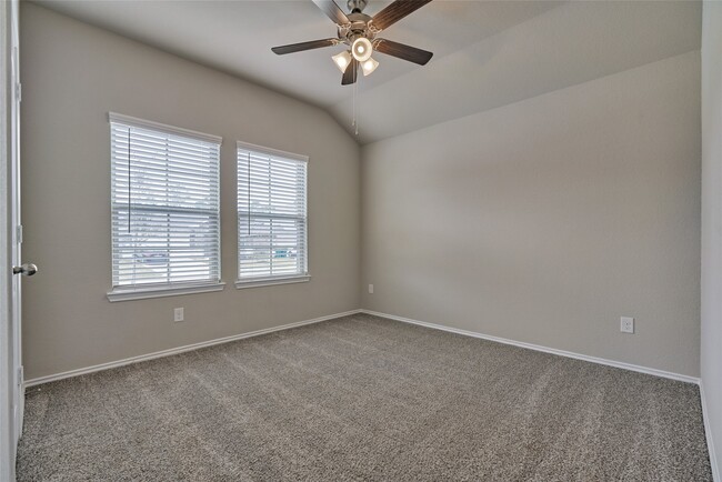 Building Photo - 13868 Rock Island Trl