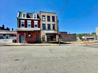 Building Photo - 810 Amity St